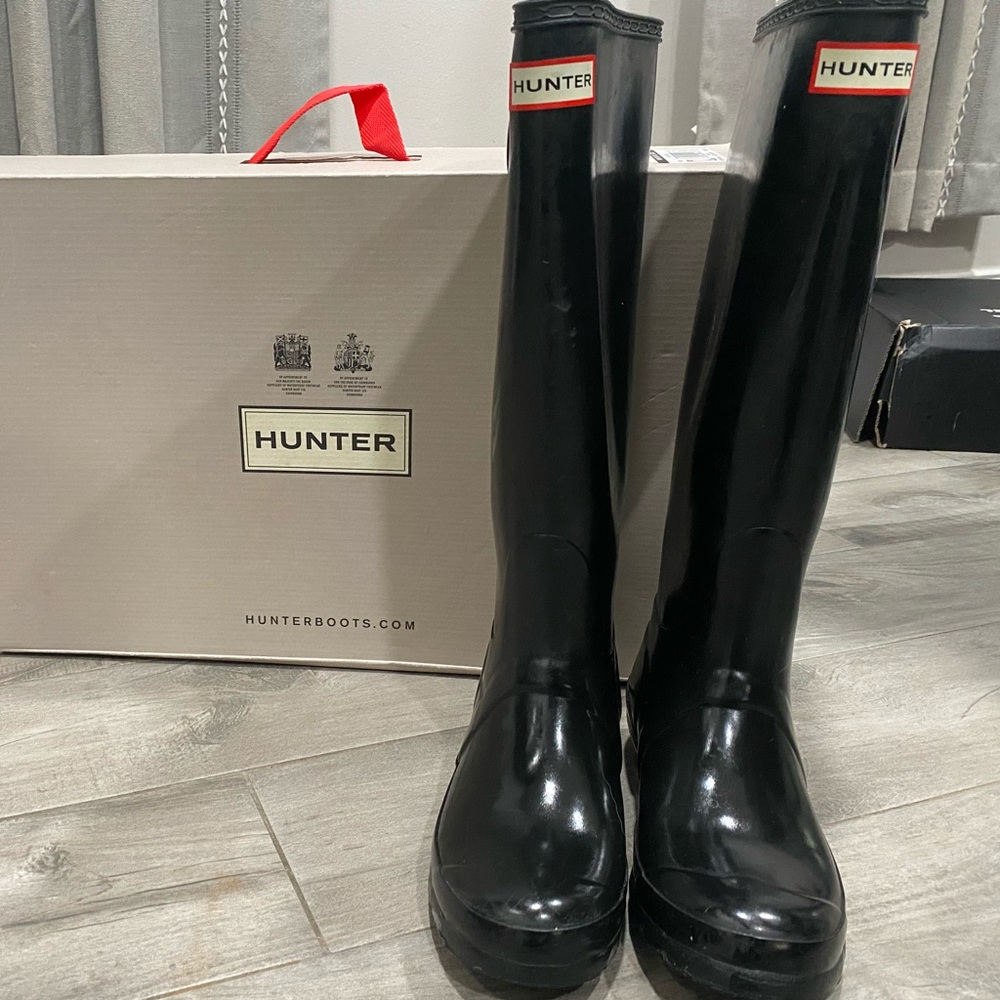 Hunter Classic Tall Gloss Rainboots